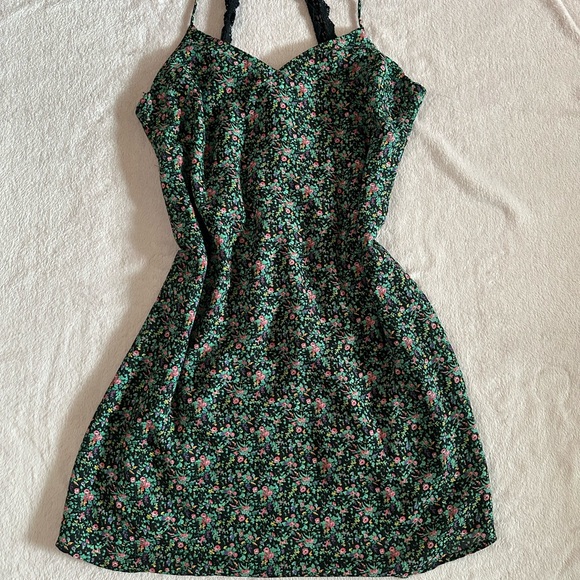California Moonrise Black spaghetti strap floral double lined midi dress - Picture 1 of 4